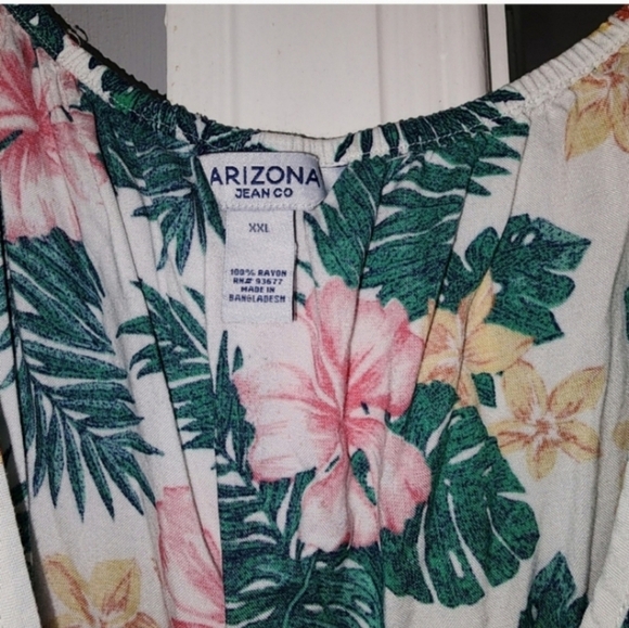 Arizona jean Co tropical romper XXL fits a 2x - Picture 2 of 3